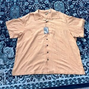 Round tree & Yorke Caribbean Men’s Shirt Big and Tall
Size 4X
